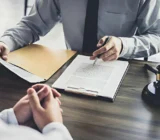 ¿Cuándo es crucial la prueba de opinión pericial en los casos de pensiones?