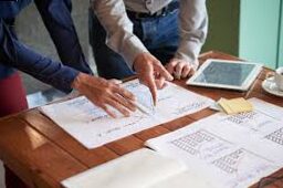 Oportunidades y oportunidades están en todas partes. Las mujeres hablan de dinero.